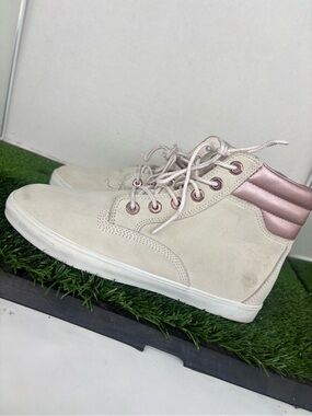 Timberland Women's Dausette Boot Flat White Chukka Natural Nubuck Size 7.5